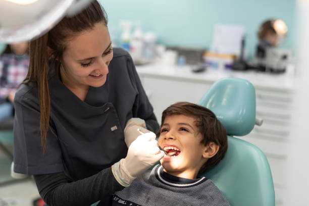 Best Emergency Dental Extractions in Noroton, CT